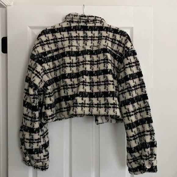 Cropped jacket - Picture 2 of 5